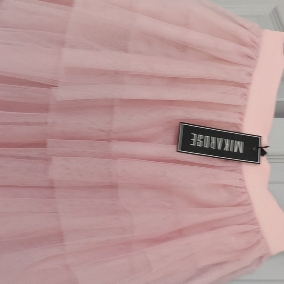 Elegant Pink Layered Tulle Skirt - Picture 4 of 9